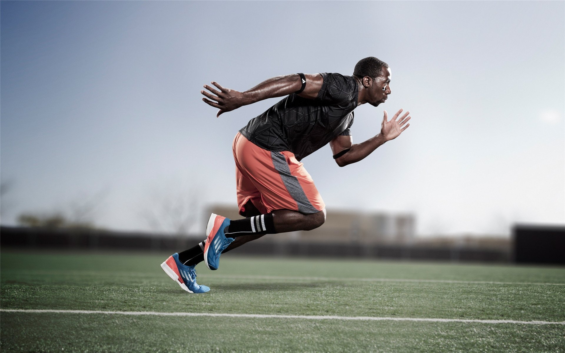 年度焦点之战，尼日利亚新星制霸国际米兰防线