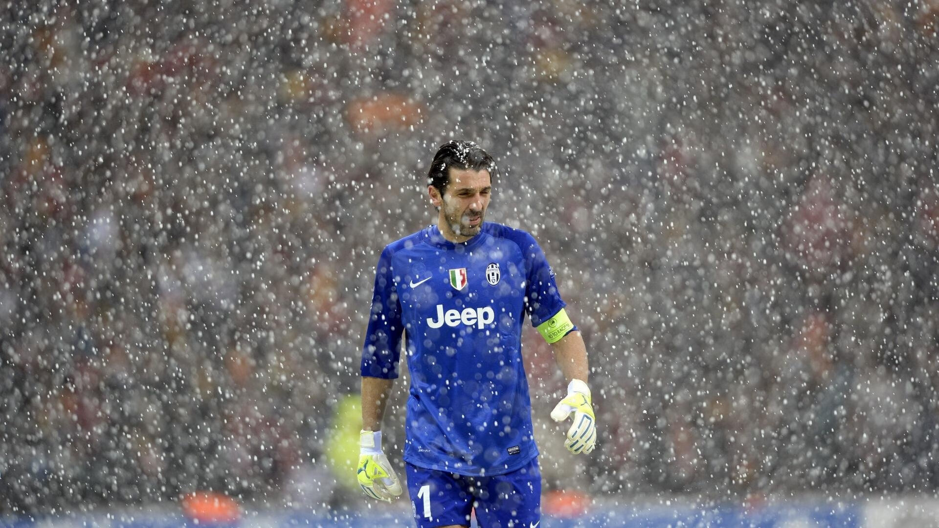 当东方紫金遇上风城红色，江苏力克公牛，詹姆斯式领袖点燃跨洲赛场